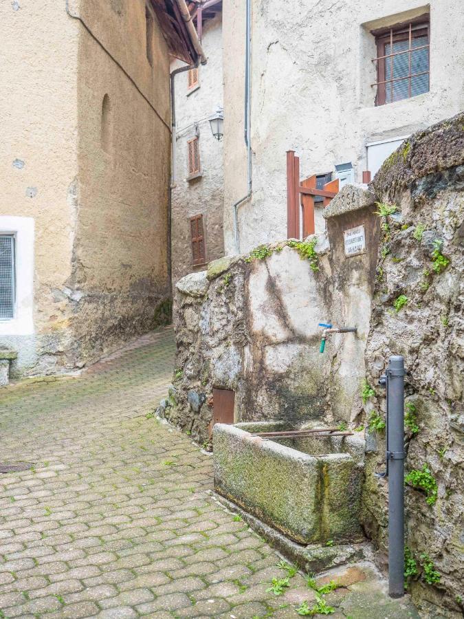 Castello Di Gaia Leilighet Magreglio Eksteriør bilde